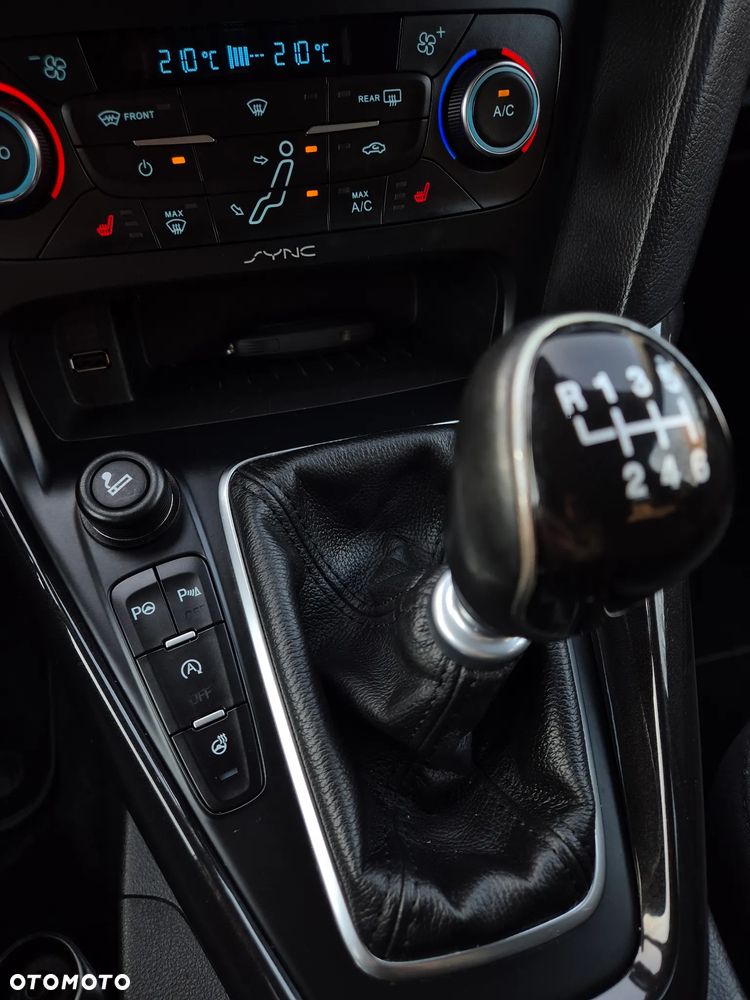 Ford Focus 1.5 TDCi Titanium - 12