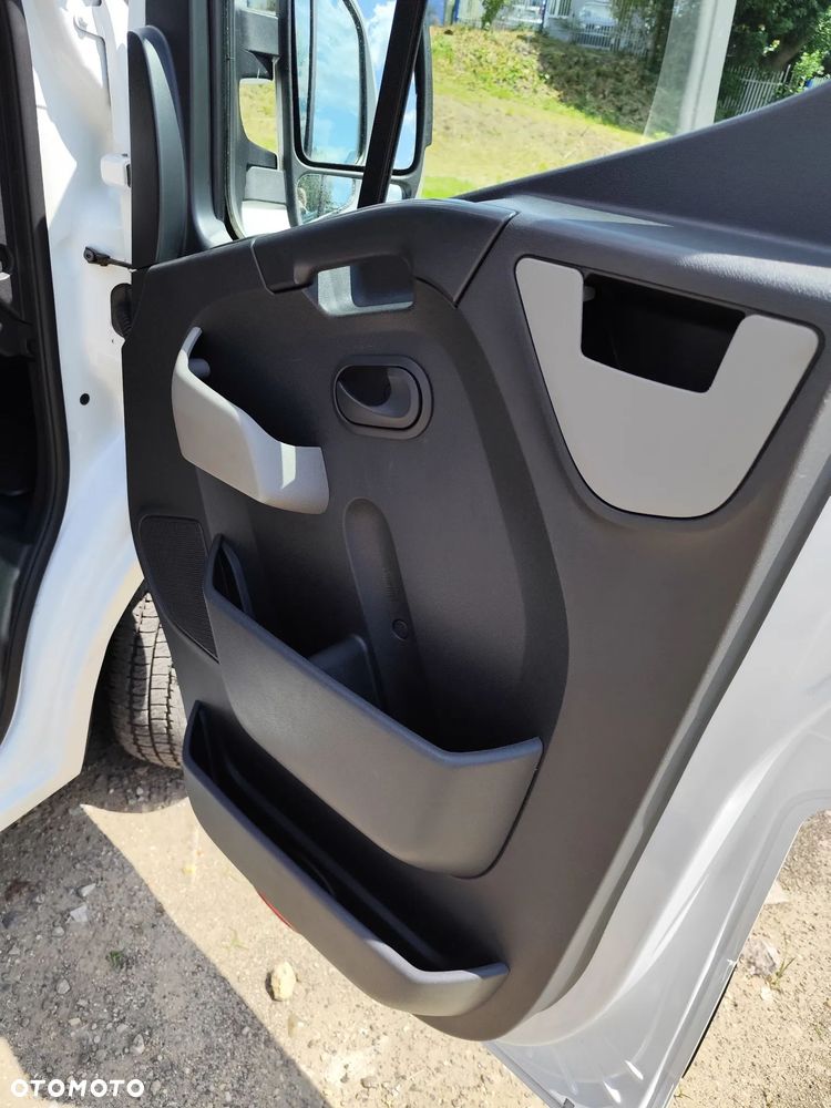 Renault Master - 10
