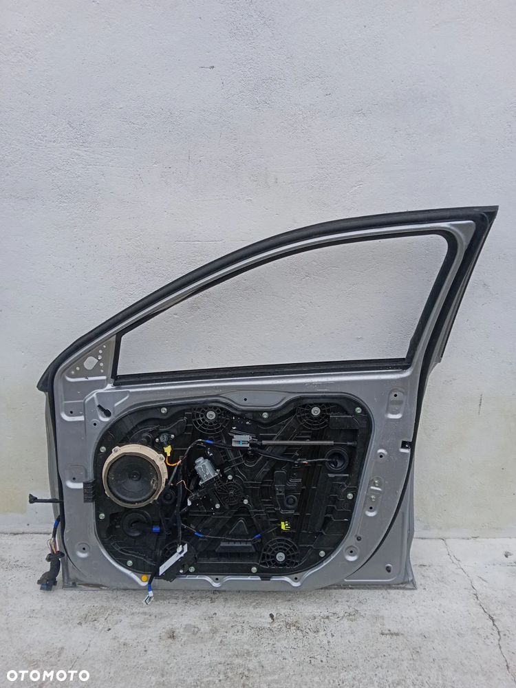 HYUNDAI I30 III LIFT - DRZWI PRZEDNIE - 6