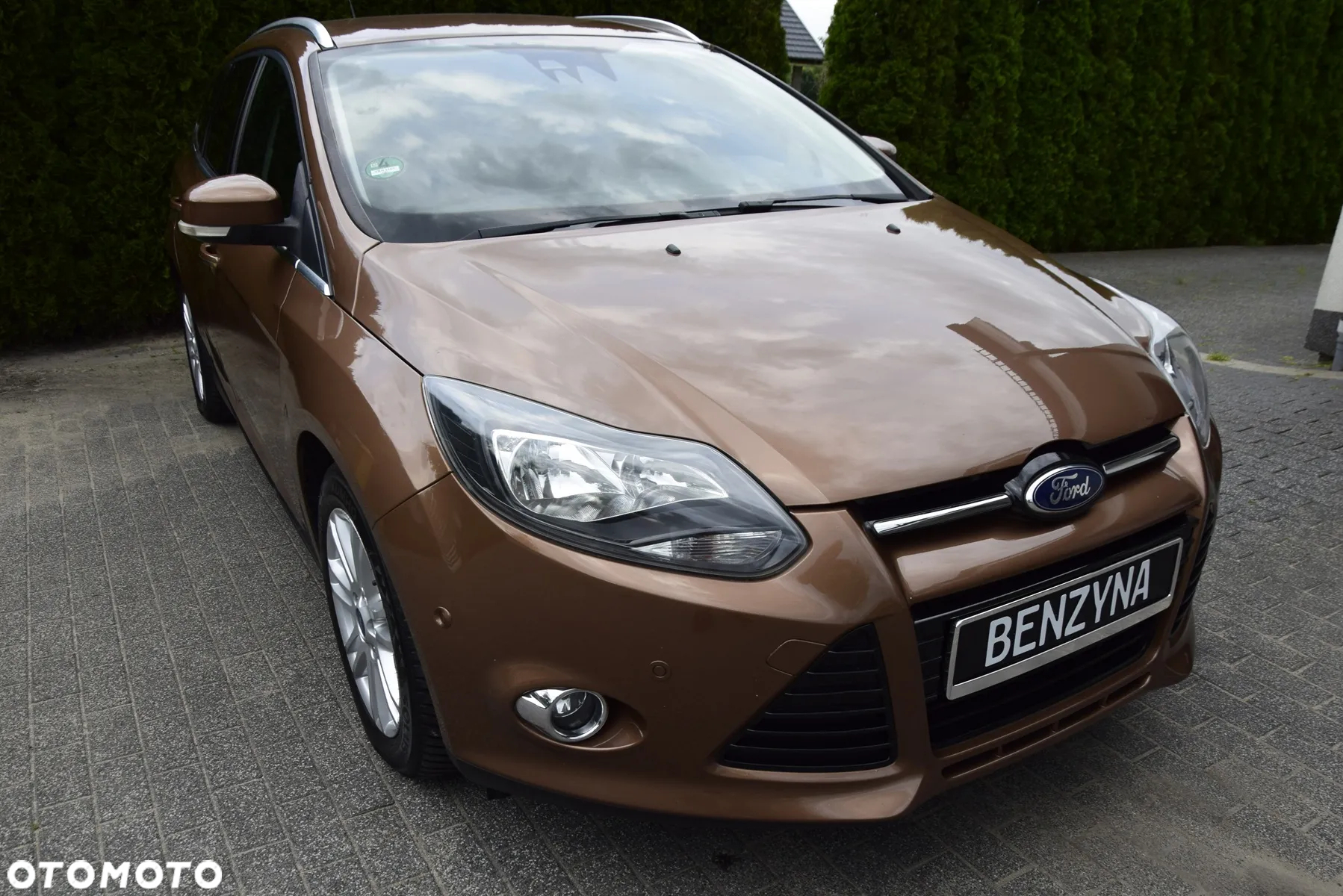 Ford Focus Turnier 1.0 EcoBoost Start-Stopp-System TITANIUM - 12