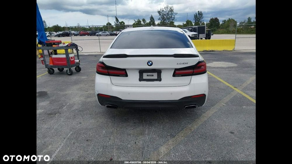 BMW Seria 5 530i M Sport Edition - 8