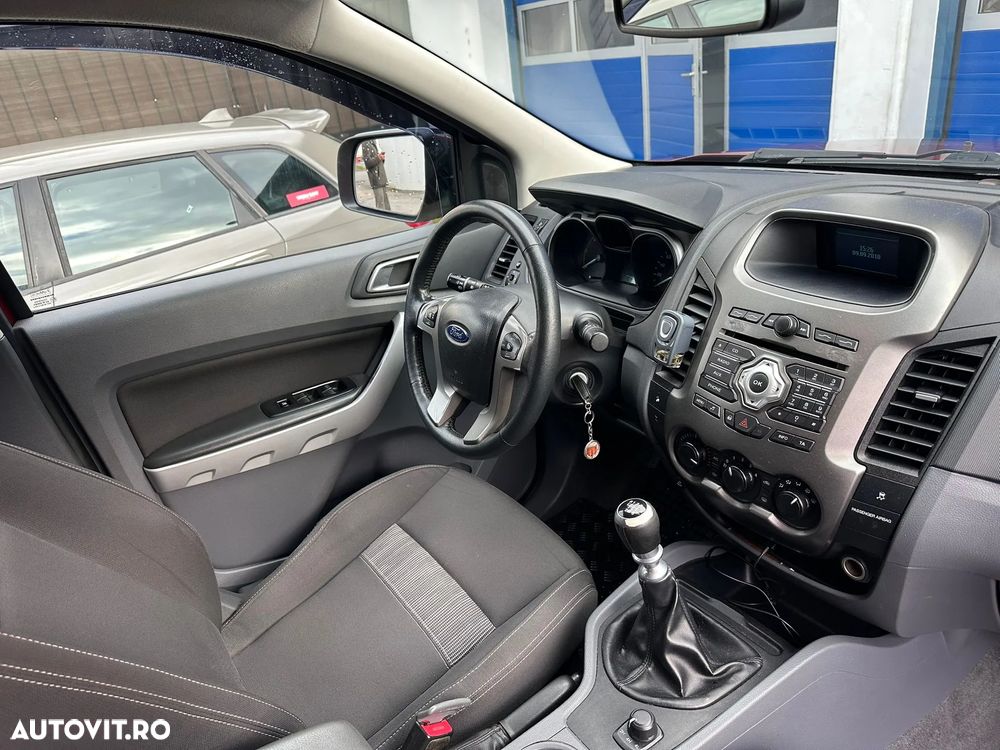 Ford Ranger Pick-Up 4x4 Cabina Dubla XLT - 9