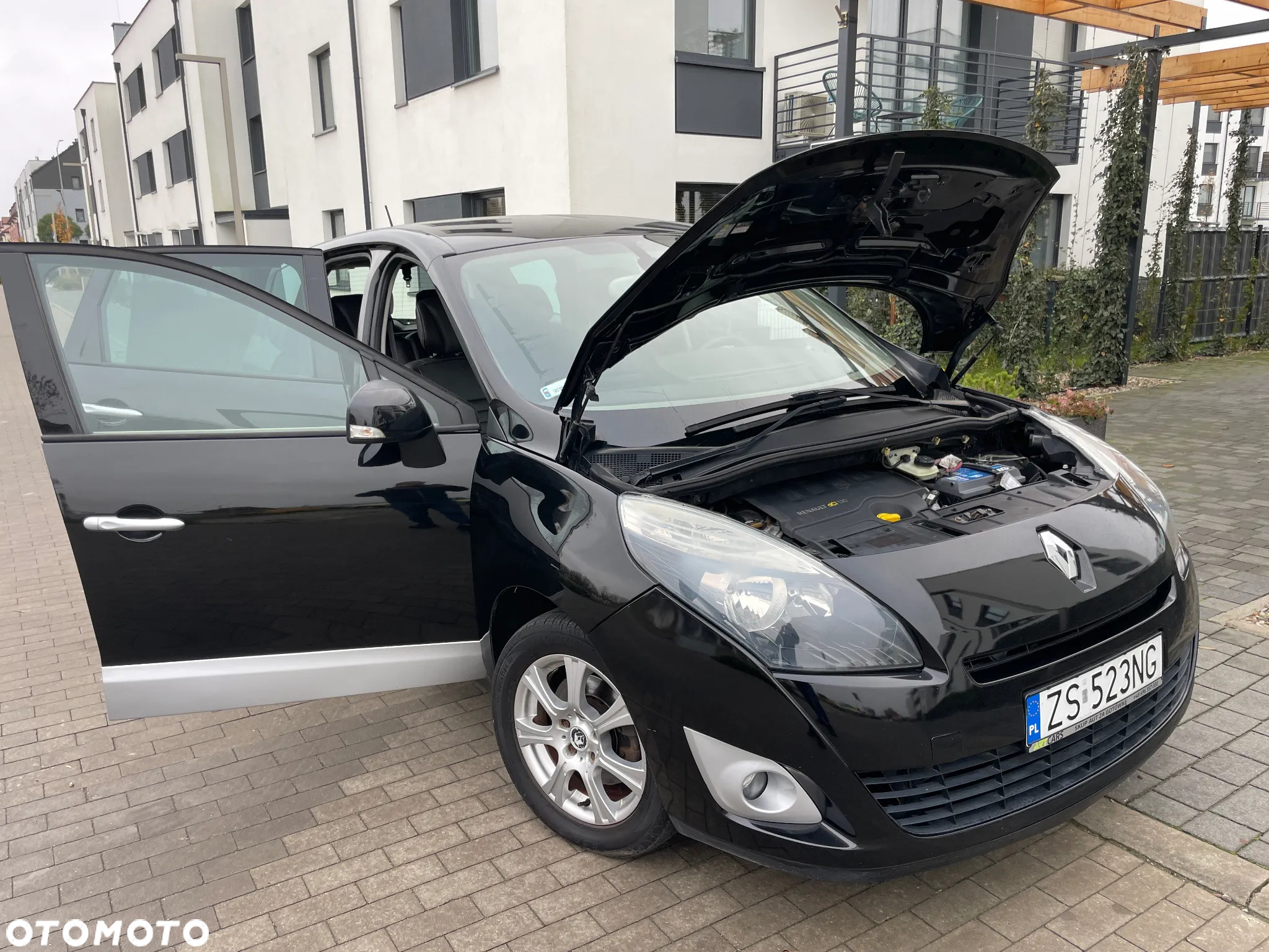 Renault Grand Scenic Gr 1.9 dCi Bose Edition - 16