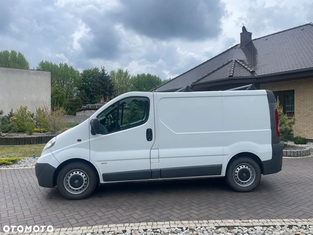 Opel Vivaro - 34