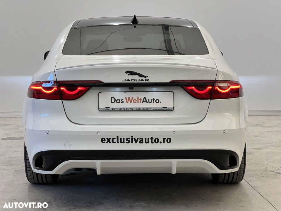 Jaguar XF - 31