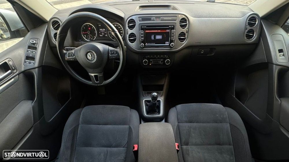 VW Tiguan 2.0 TDi Sport BlueMotion - 12
