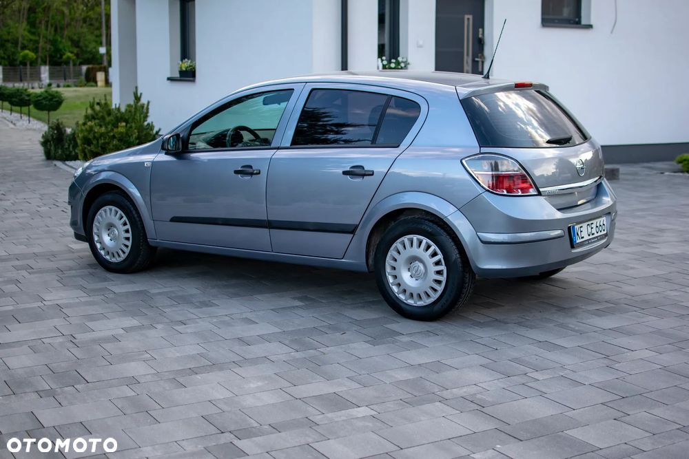 Opel Astra - 22