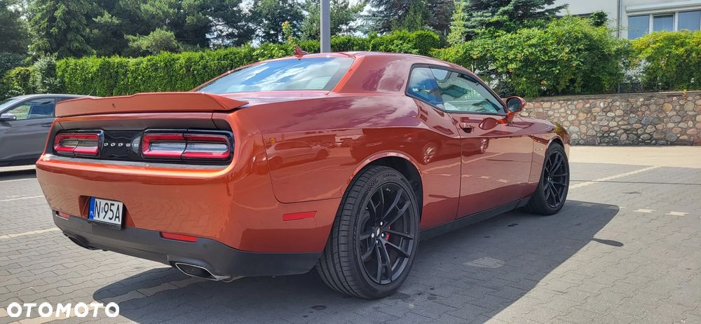Dodge Challenger Automatik R/T Plus - 21