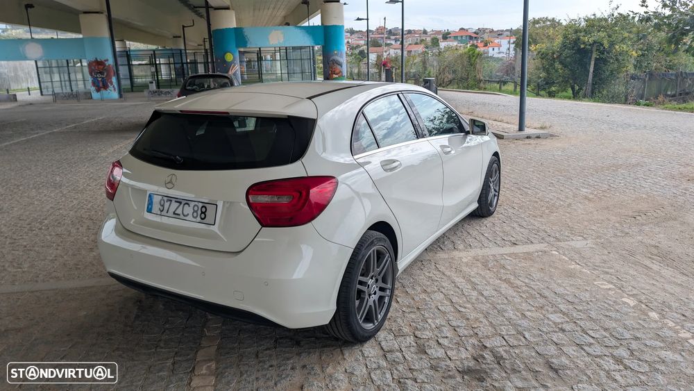 Mercedes-Benz A 180 CDI (BlueEFFICIENCY) Urban - 15