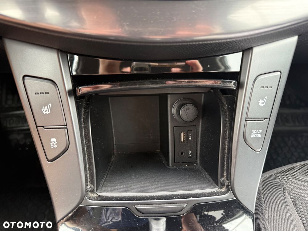 Hyundai i40 - 12