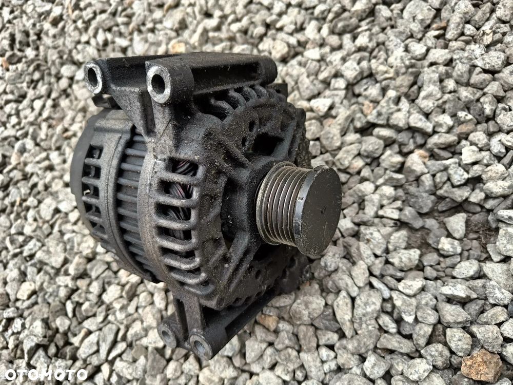MERCEDES W204 W211 LIFT 2.2 CDI ALTERNATOR A0131549002 - 4