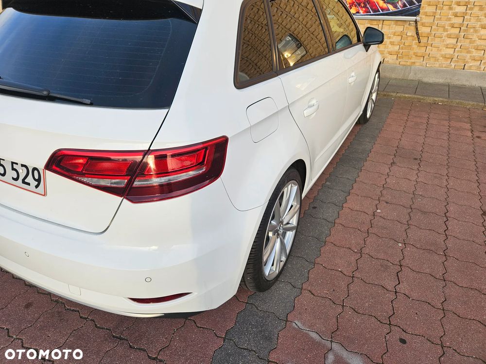 Audi A3 Sportback 1.4 TFSI CoD S tronic - 10