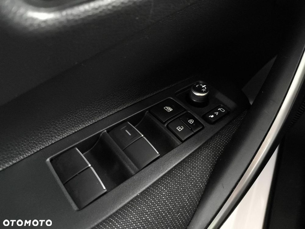 Toyota Corolla 1.8 Hybrid Style - 17