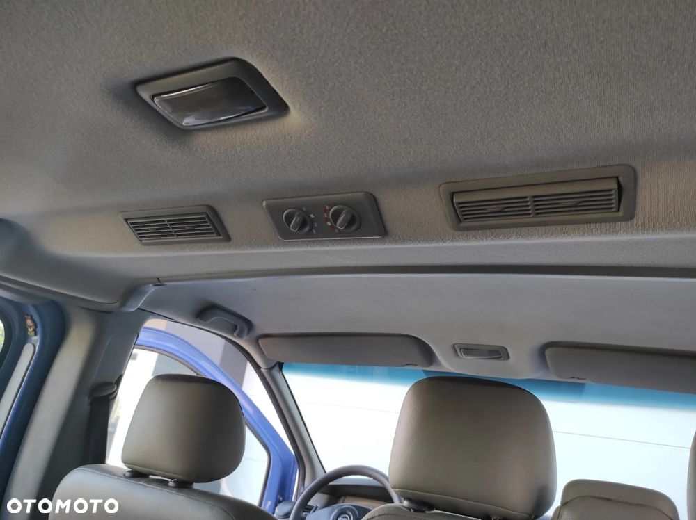 Opel Vivaro L2H1 2.9t - 22