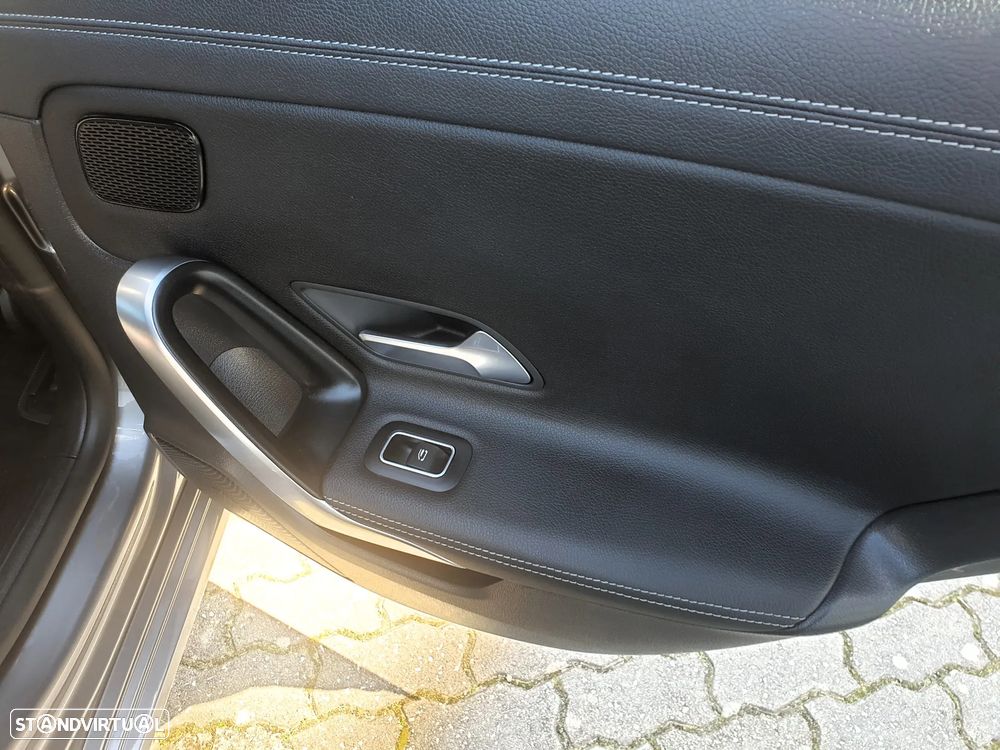 Mercedes-Benz CLA 180 d Progressive - 36
