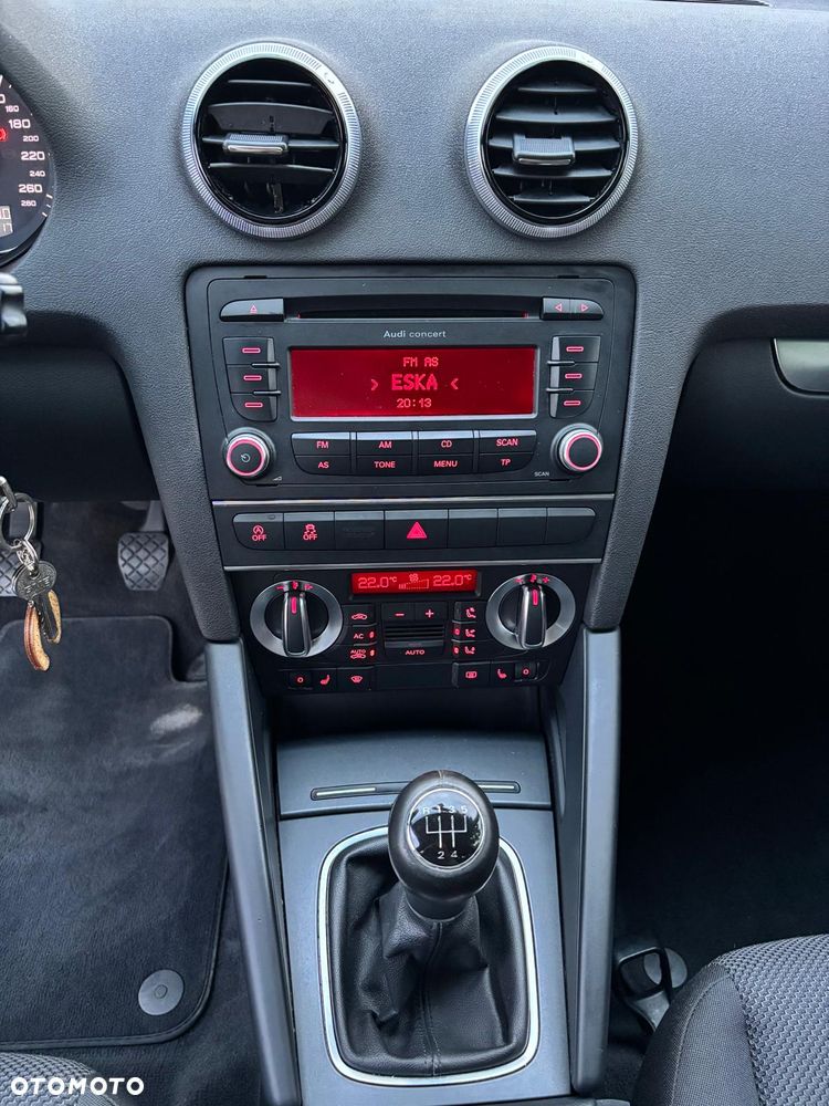 Audi A3 Sportback 1.6 TDI DPF Attraction - 3