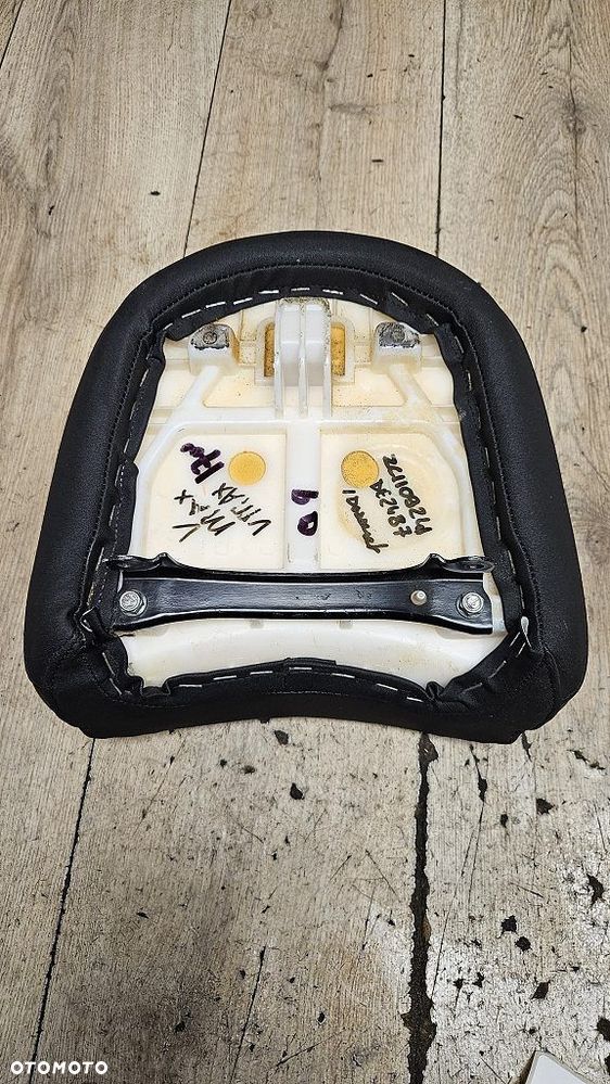 Siedzenie pasażera Yamaha V-Max 1700 - 10