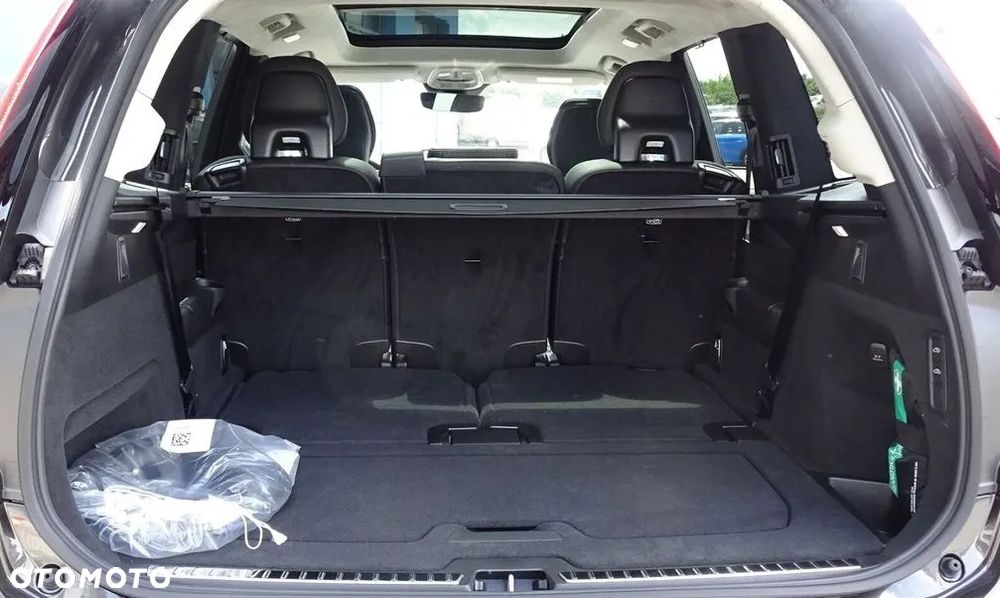 Volvo XC 90 T8 AWD Plug-In Hybrid Ultra Dark 7os - 18