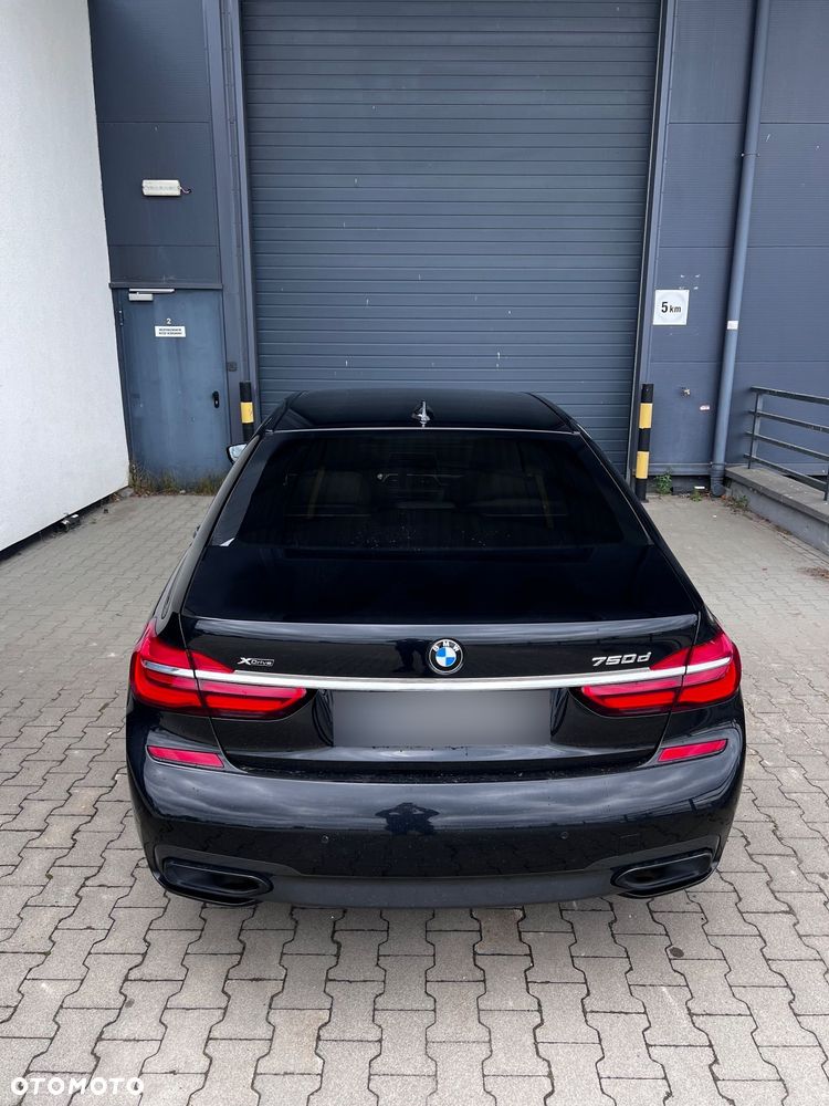BMW Seria 7 750Ld xDrive - 12