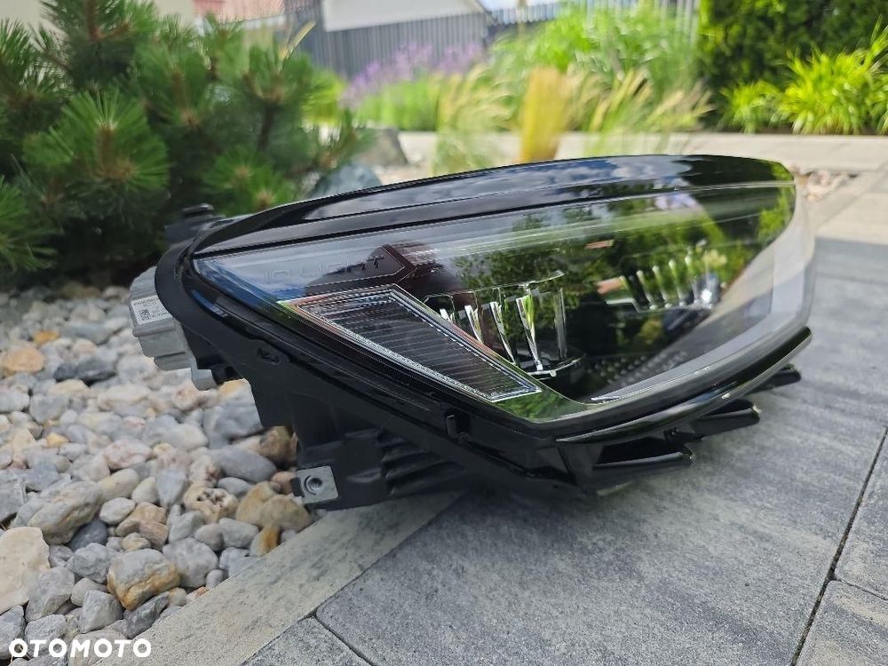 VW PASSAT B8 3G1 LIFT R Lampa prawa Full Led Matrix IQ 3G1941082Q Czarna - 4