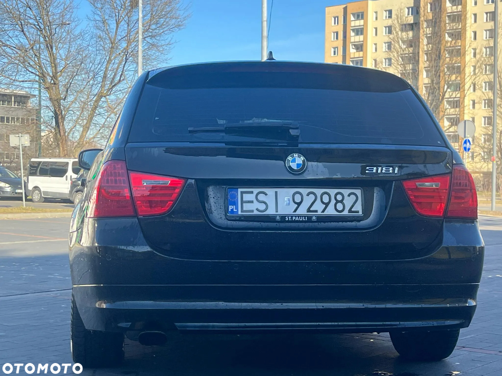 BMW Seria 3 318i Touring - 6