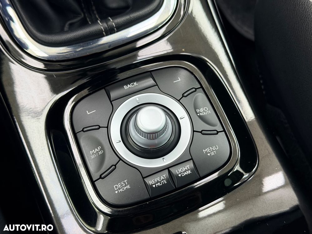 Renault Megane ENERGY dCi 130 BOSE EDITION - 30