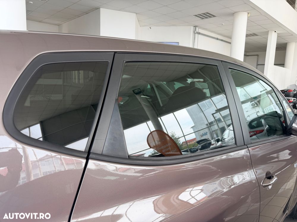Hyundai ix20 1.4 blue Space+ - 29