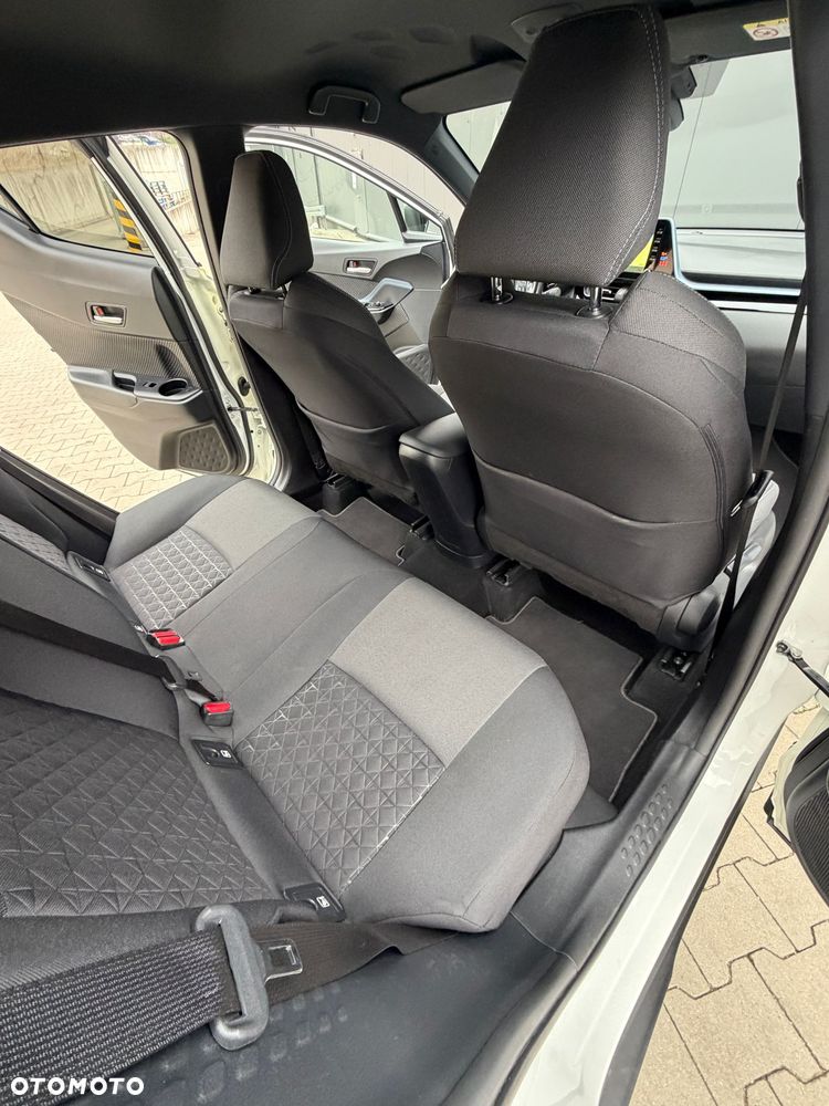 Toyota C-HR 2.0 Hybrid Executive - 14