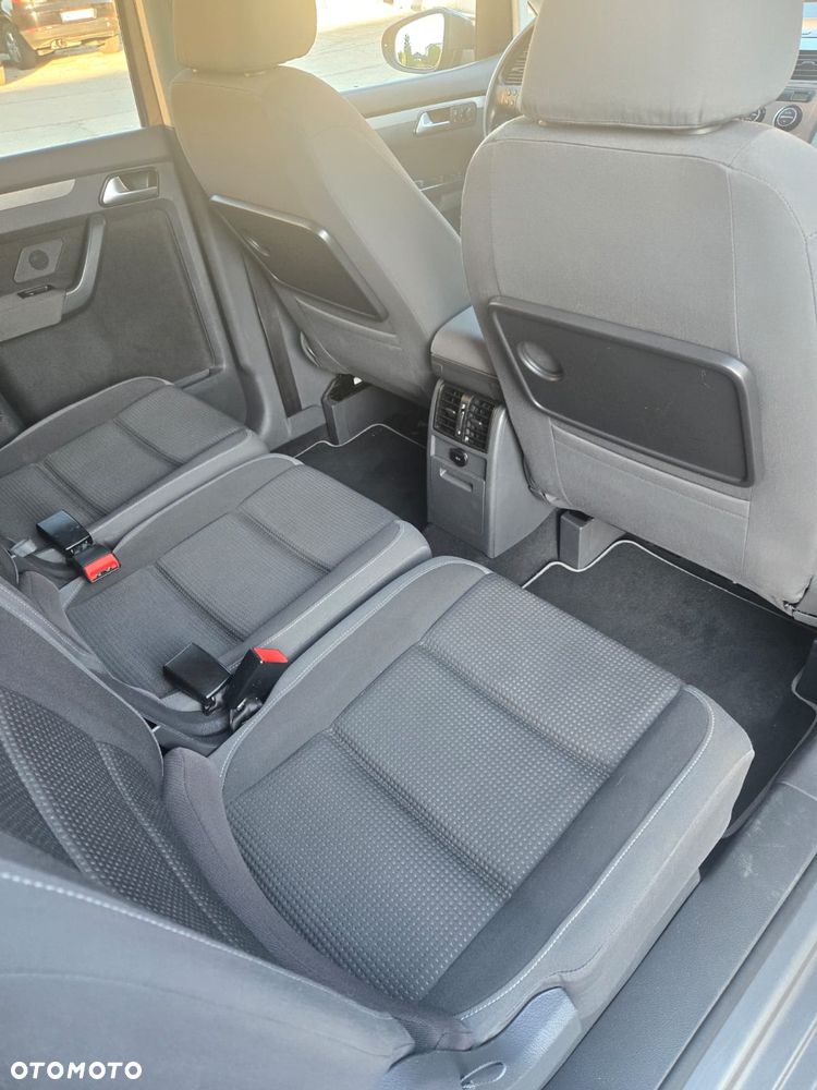 Volkswagen Touran 2.0 TDI DPF Freestyle - 16