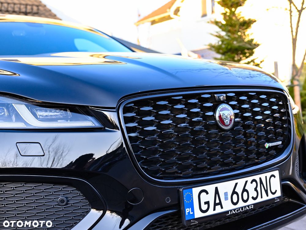 Jaguar F-Pace P400 AWD R-Dynamic S - 6