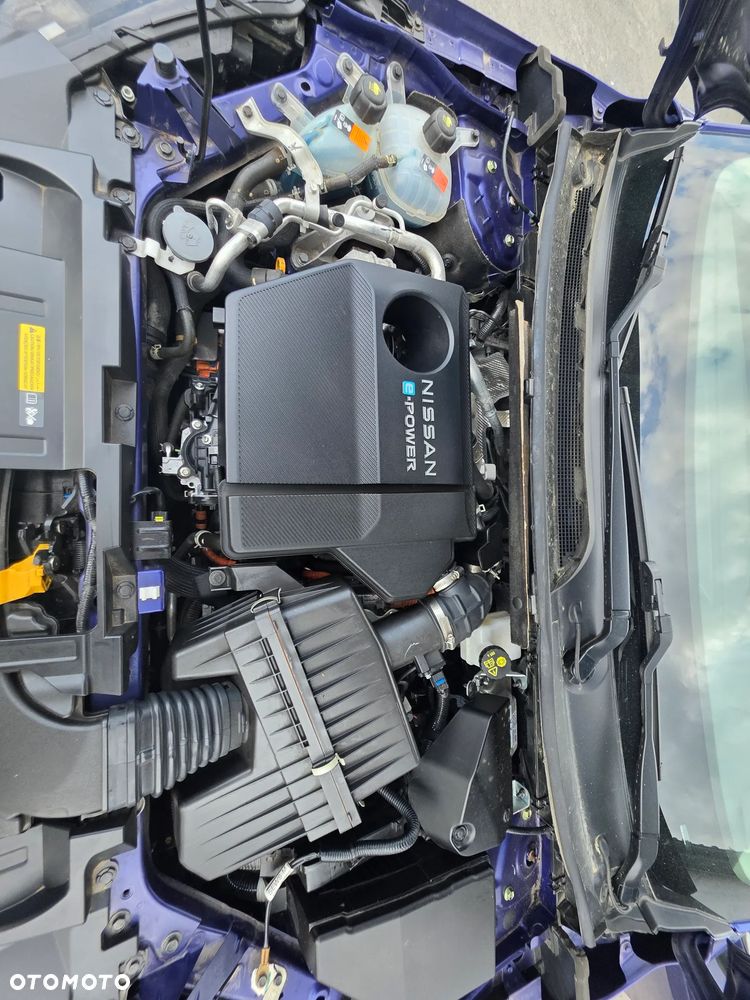 Nissan Qashqai 1.5 e-POWER N-Connecta - 32