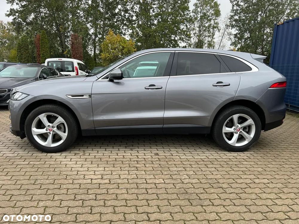 Jaguar F-Pace 25t AWD Prestige - 6