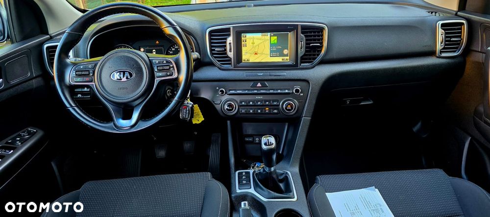 Kia Sportage 1.6 GDI 2WD Dream-Team Edition - 3