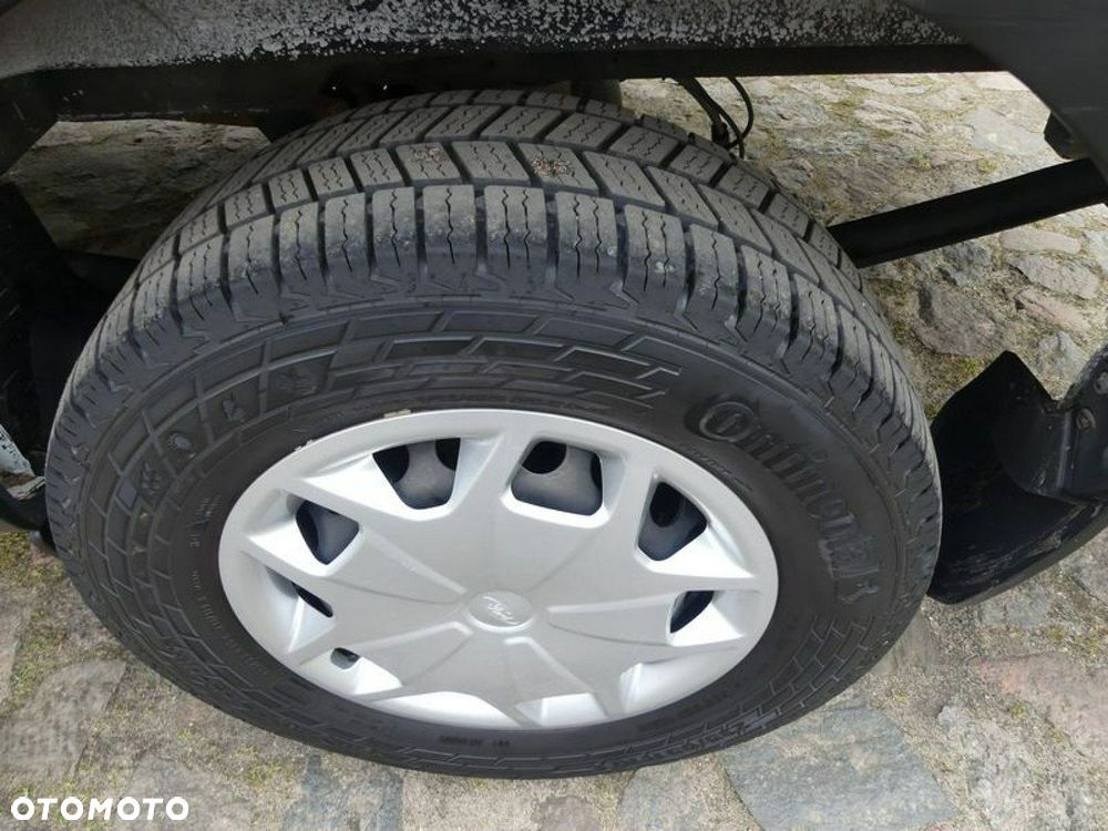 Ford Transit - 12