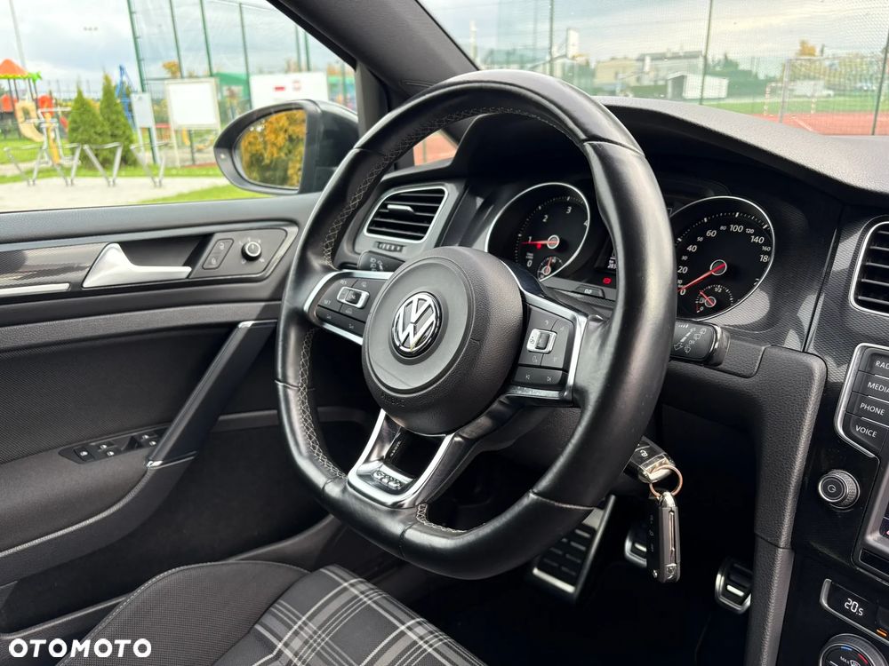 Volkswagen Golf GTD 2.0 TDI SCR DSG - 18