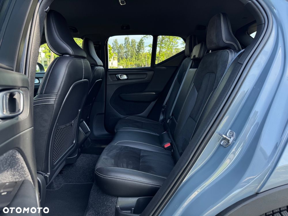 Volvo XC 40 D3 SCR R-Design - 20