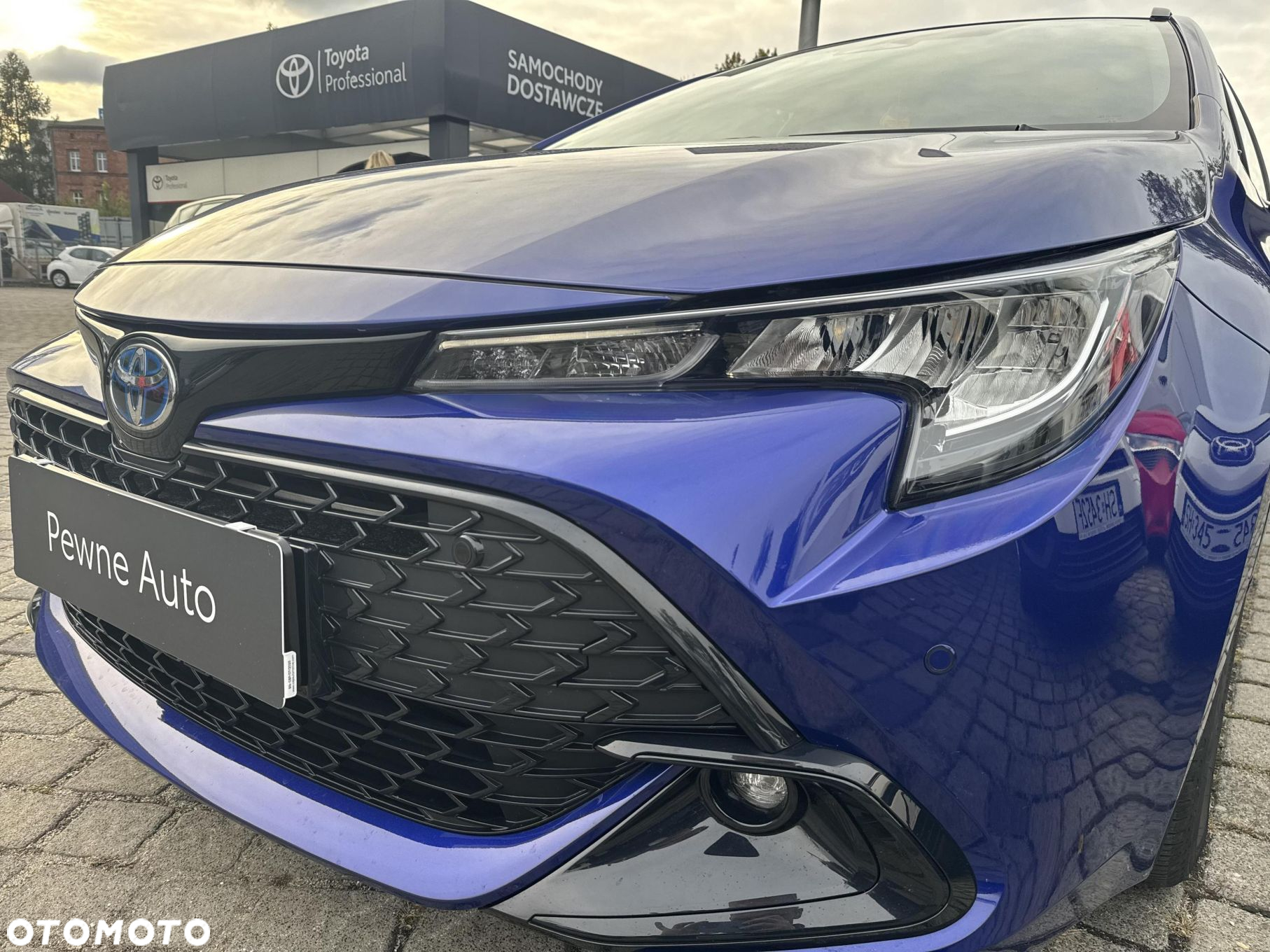 Toyota Corolla 1.8 Hybrid Comfort - 10