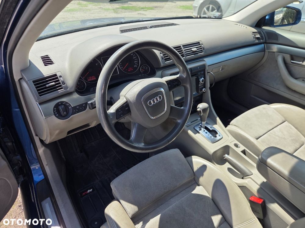 Audi A4 Avant - 6