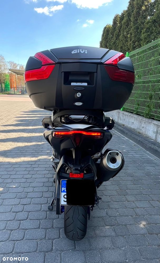 Yamaha Tmax - 5