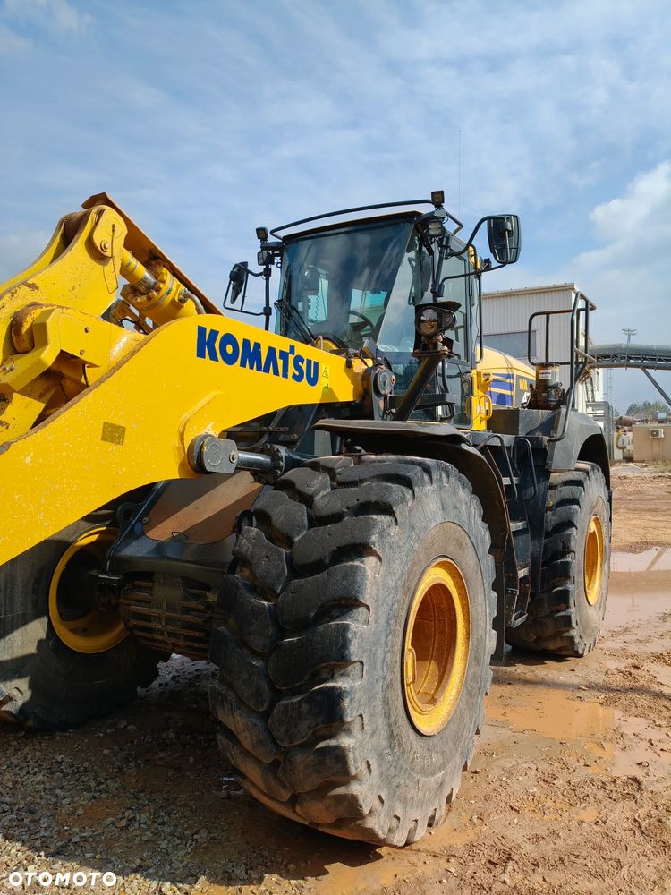 Komatsu WA475-10E0 2 - 5