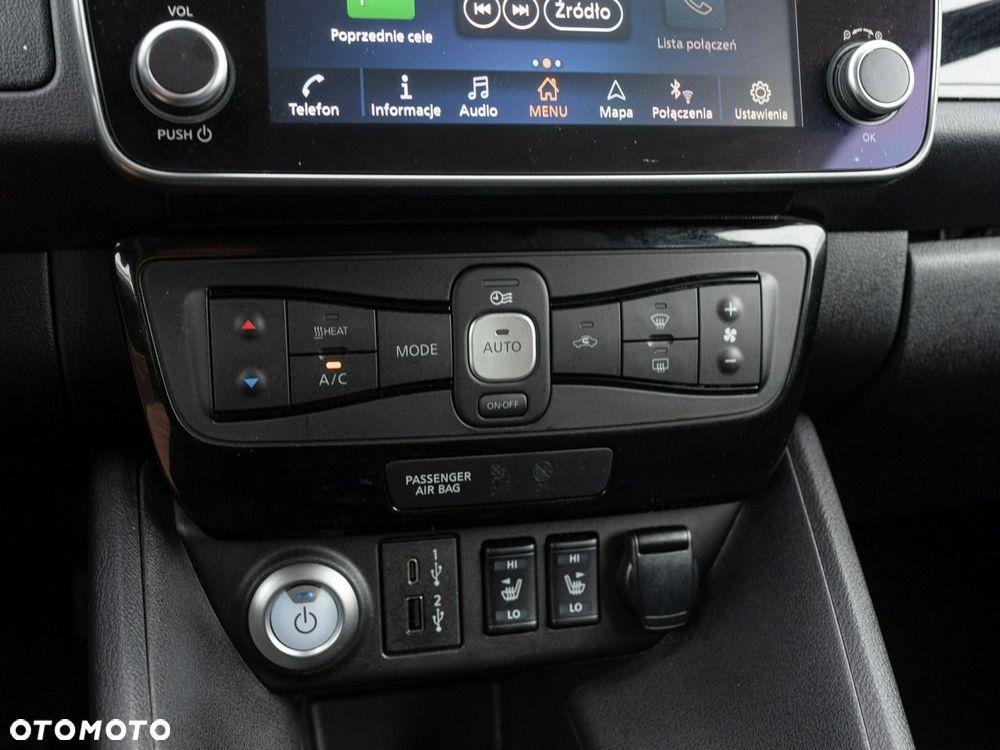 Nissan Leaf 40kWh N-Connecta - 17