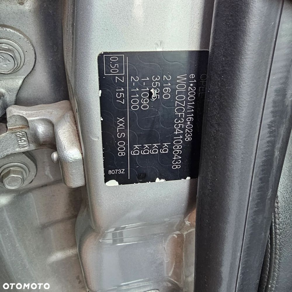 Opel Vectra 2004