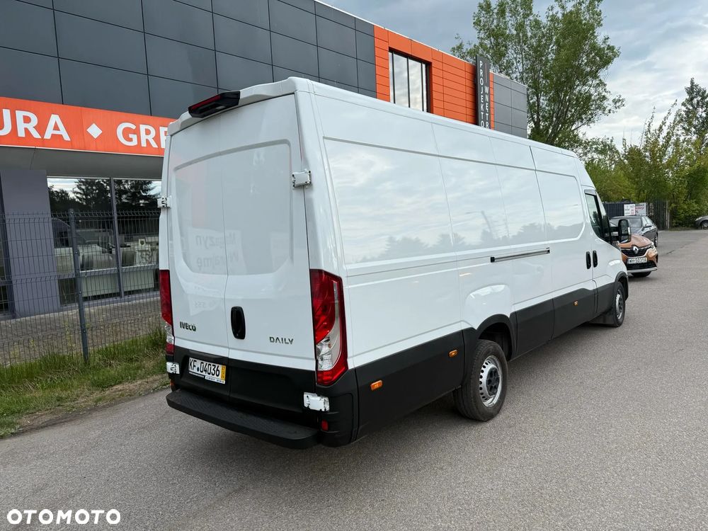 Iveco Daily 35S14, 2.3 140KM, L4h2 Maxi, Automat HiMatic, Niski przebieg - 11