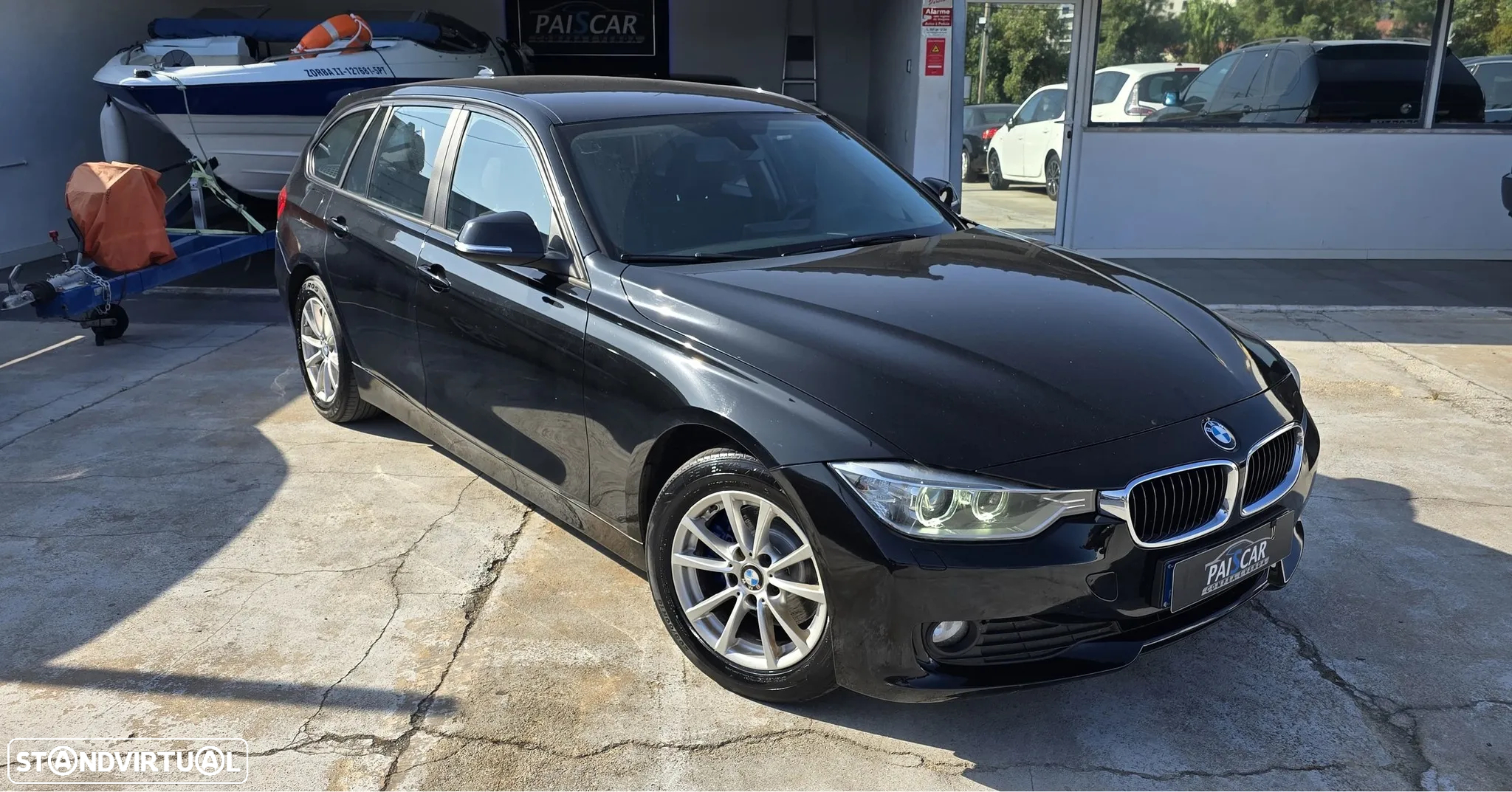 BMW 320 d DPF Touring Edition Exclusive - 2