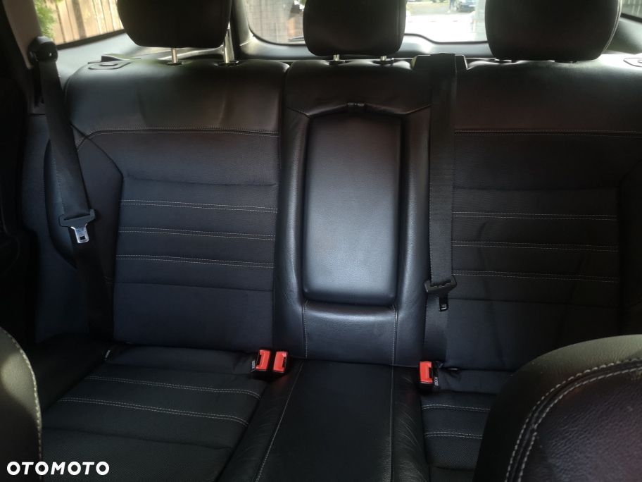 Ford Mondeo 2.0 TDCi Titanium S - 17