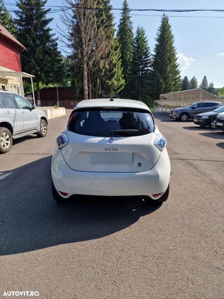 Renault ZOE - 6