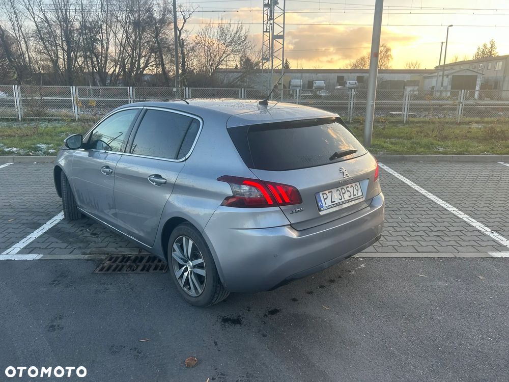 Peugeot 308 1.2 PureTech GPF Allure Pack S&S - 3