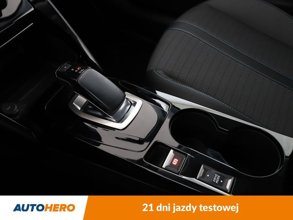 Peugeot 2008 e-2008 Allure Pack - 28