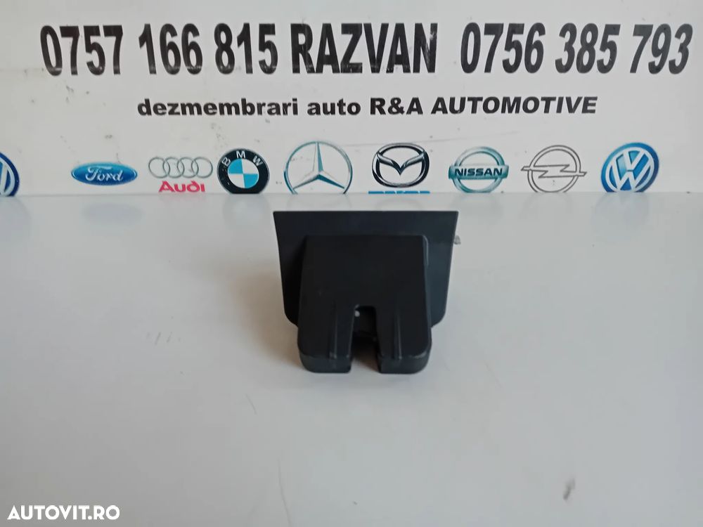 Broasca Haion Audi A3 8V Q5 Q3 A5 Skoda Rapid Octavia Seat Leon Cod 8R0827505A - 2