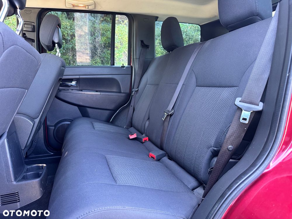 Jeep Liberty - 13